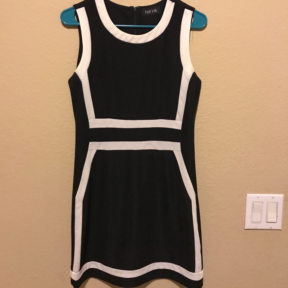 Black and white colorblock dress